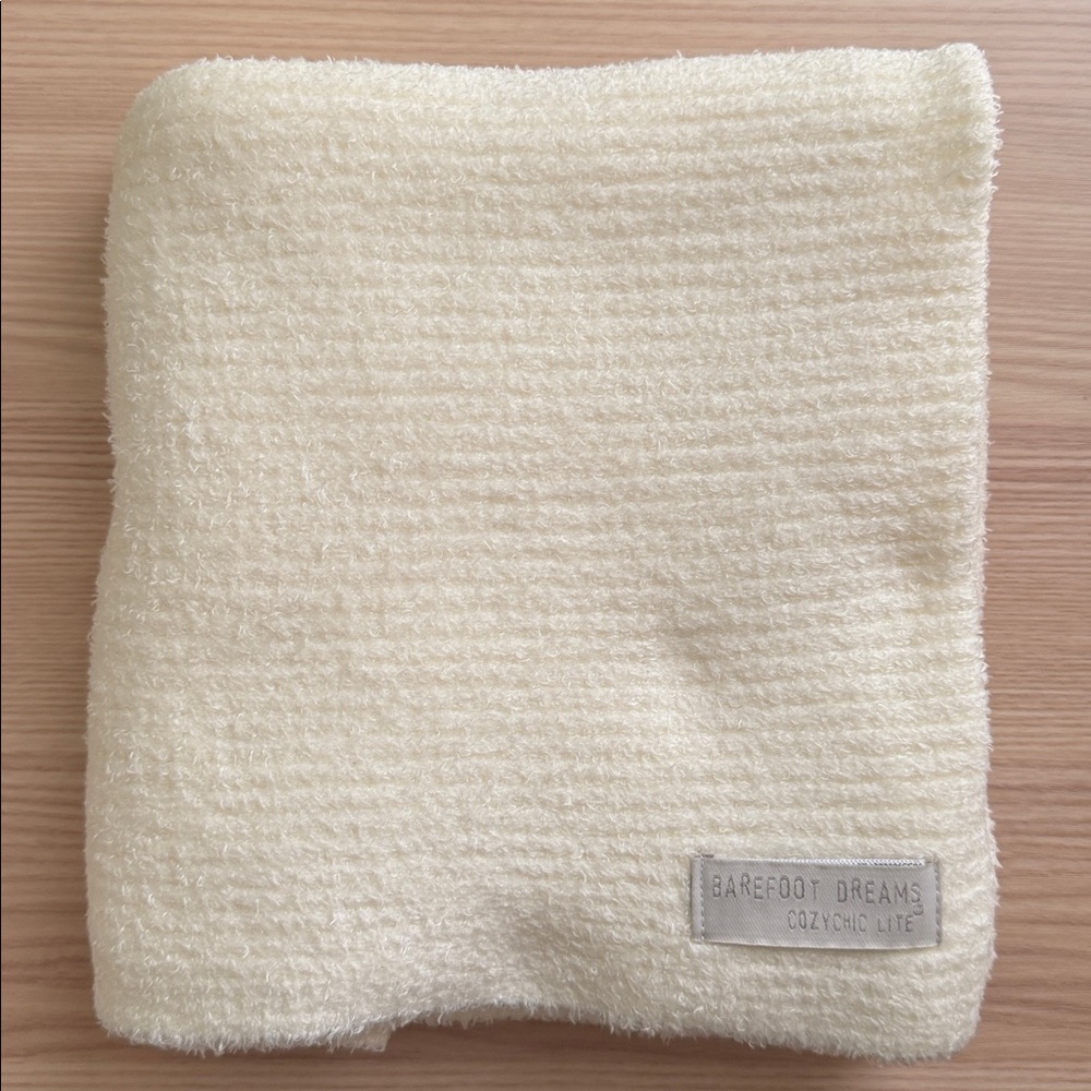 Barefoot Dreams CozyChic Lite Infinity Scarf